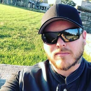 Meet your Posher, Stuart